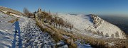 42 Mi abbasso al Santuario della Sacra Famiglia (1230 m)